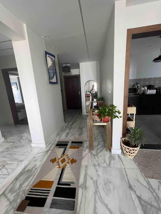 Newly Refurbished Flat,Marble Floors.Central Cairo Exterior photo